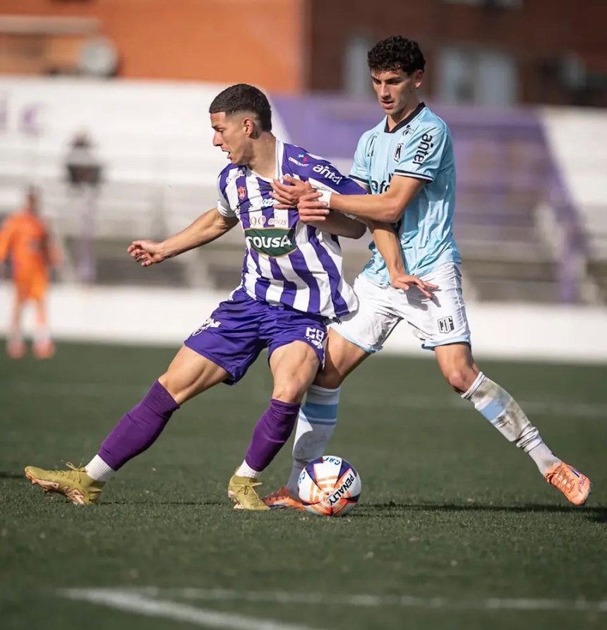 Oriental lidera en la B