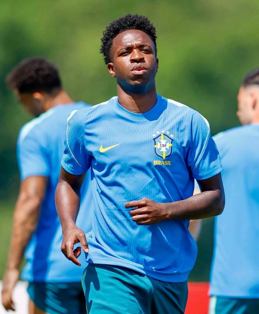 Debuta el pentacampeón